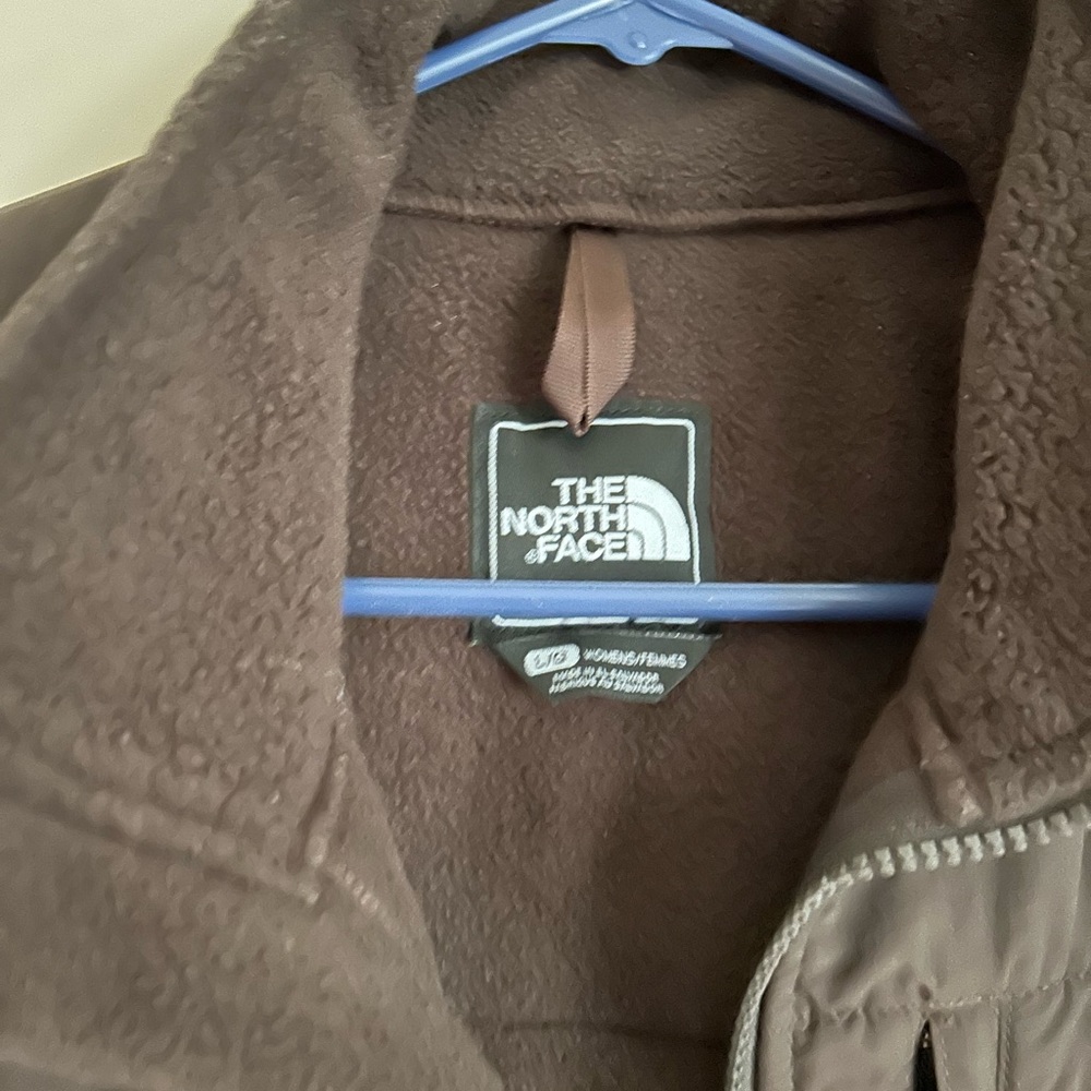 North Face Chocolate Lg coat